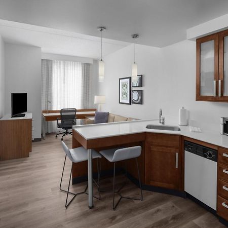 Residence Inn By Marriott Durham Duke University Medical Center Area Екстериор снимка